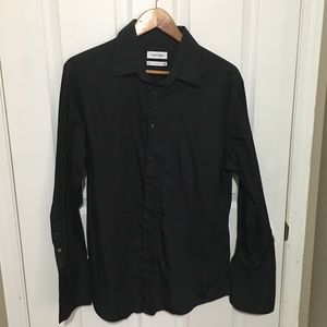 Calvin Klein men’s slim fit dress shirt
